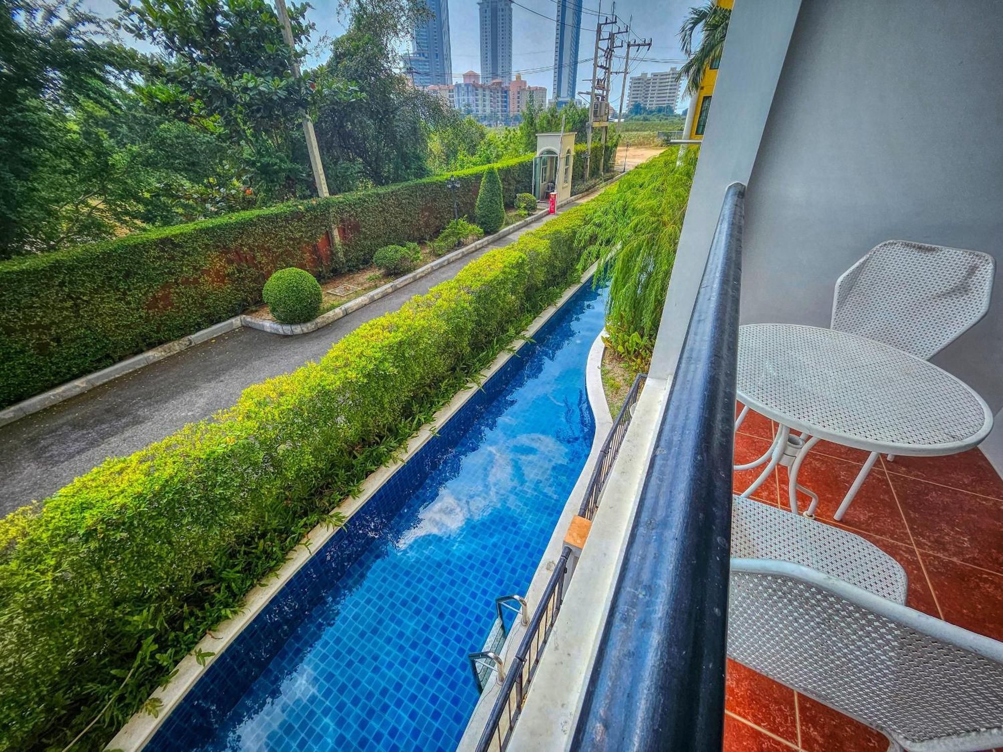 Venetian Residence Jomtien Beach Exterior photo